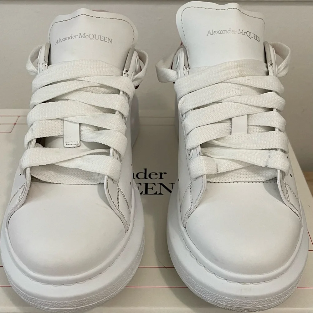 🔥Alexander McQueen oversized Leather Sneakers💃🏼 - Picture 11 of 12